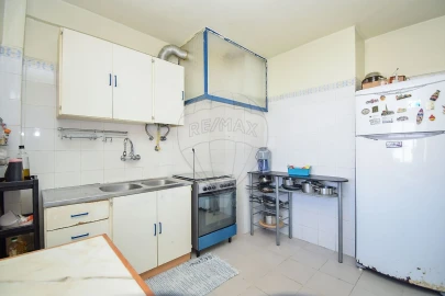 Apartamento T2 para Venda em Algueirão-Mem Martins