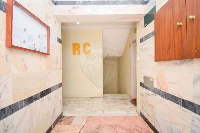 Apartamento T2 para Venda em Algueirão-Mem Martins