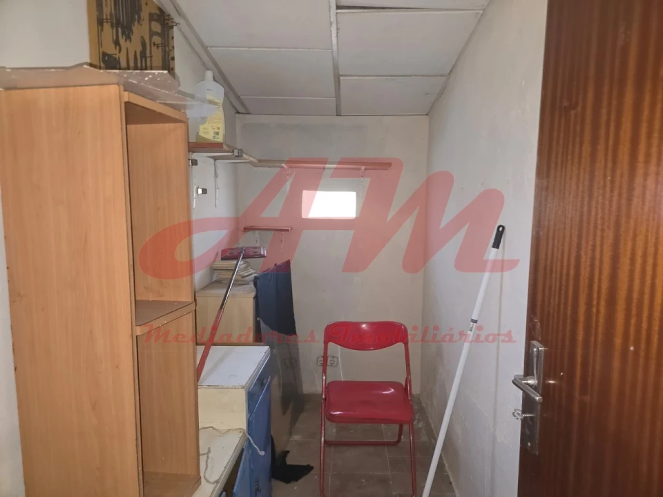 Apartamento T1 para Venda em Mina de Água Foto 16