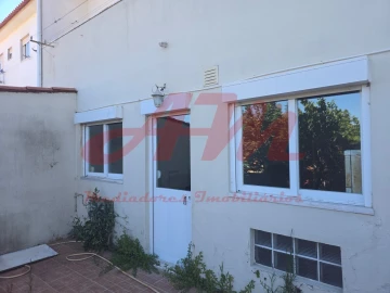Apartamento T1 para Venda em Mina de Água