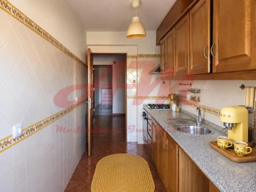 Apartamento T1 para Venda em Mina de Água