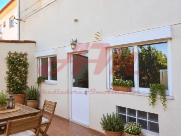 Apartamento T1 para Venda em Mina de Água