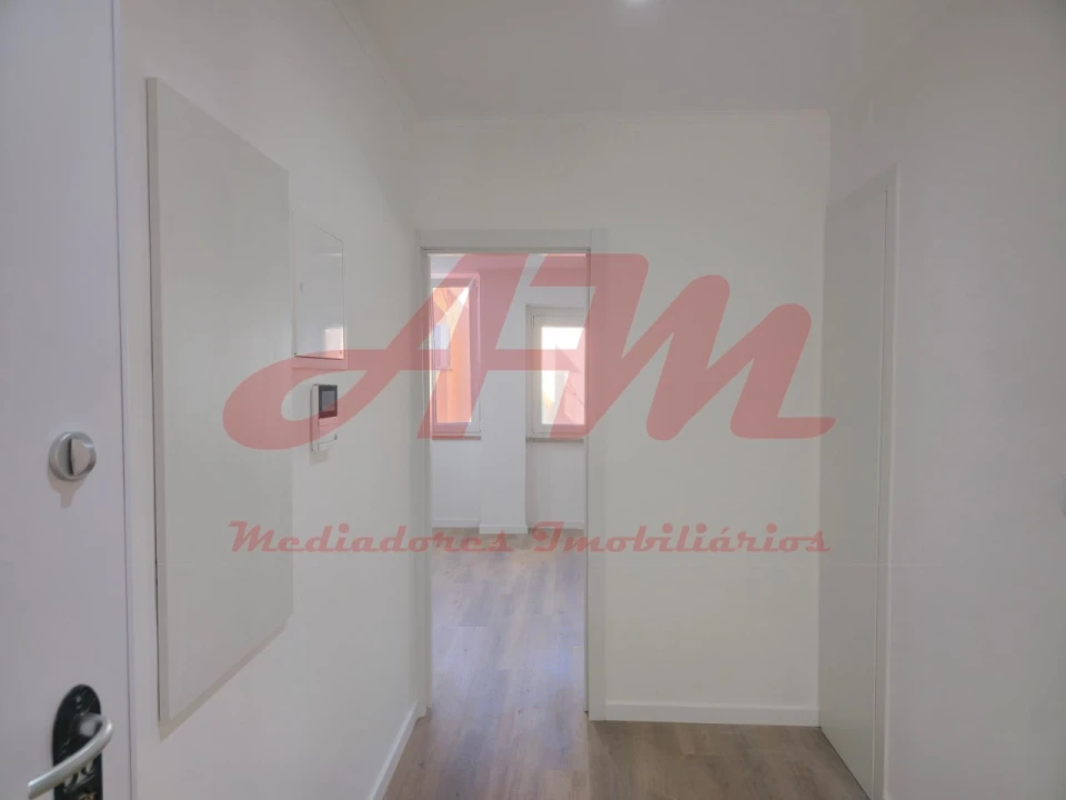 Apartamento T2 para Venda em Falagueira-Venda Nova Foto 7