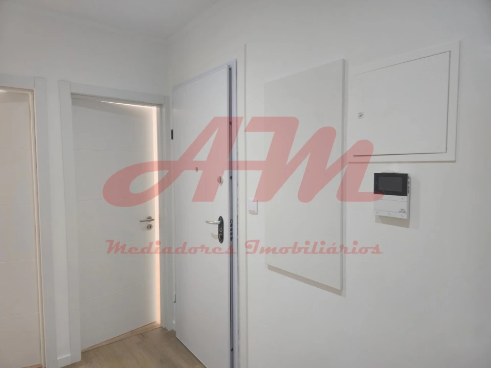 Apartamento T2 para Venda em Falagueira-Venda Nova Foto 9