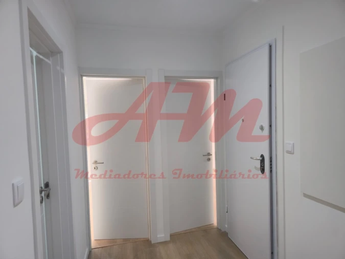 Apartamento T2 para Venda em Falagueira-Venda Nova Foto 8