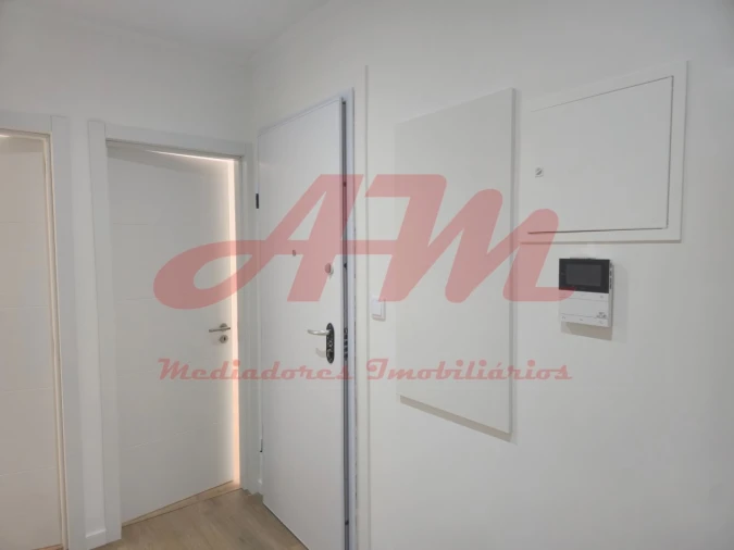 Apartamento T2 para Venda em Falagueira-Venda Nova Foto 9