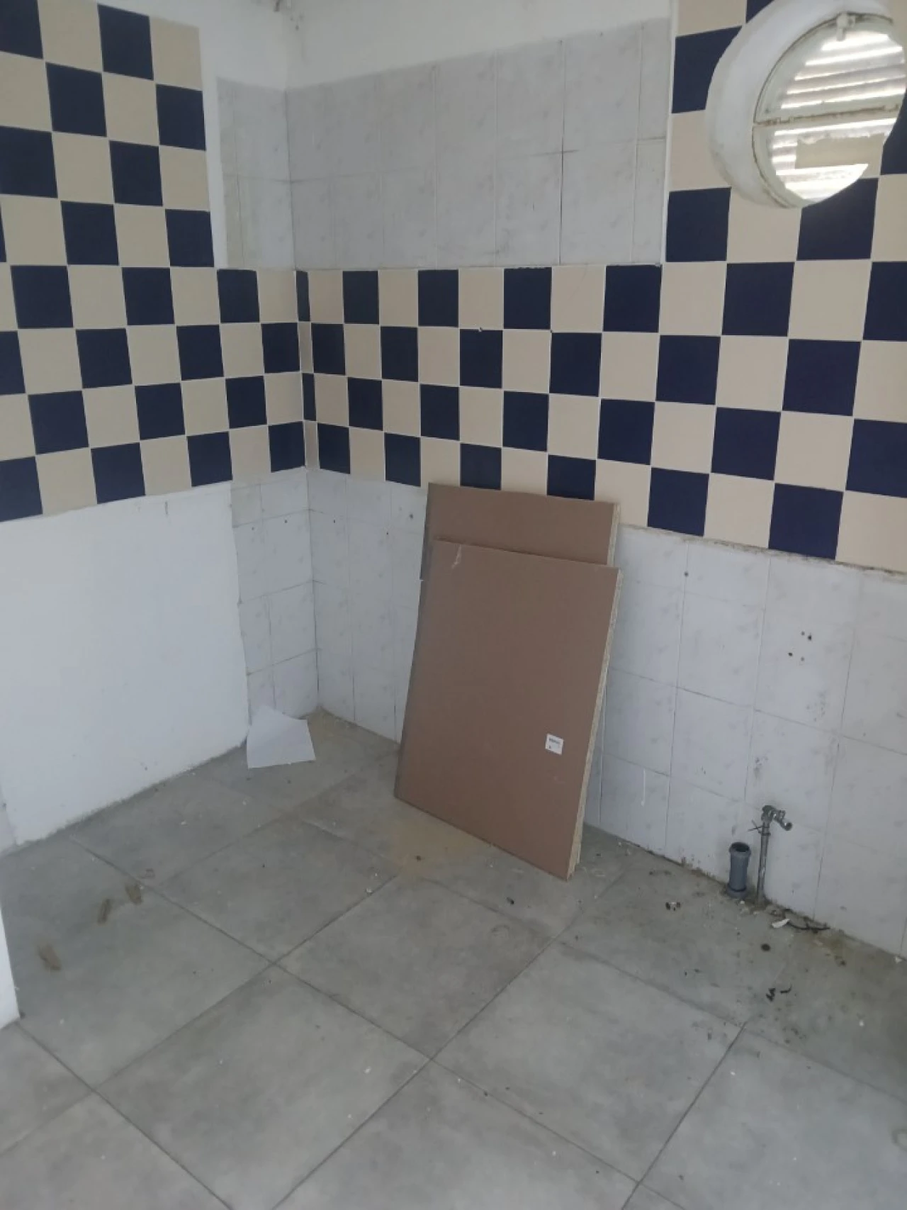 Loja para Venda em Alfragide Foto 17