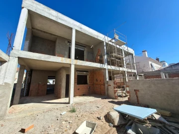 Moradia T2 para Venda em Fernao Ferro