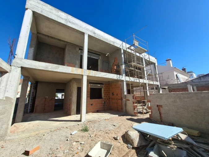 Moradia T2 para Venda em Fernao Ferro Foto 4