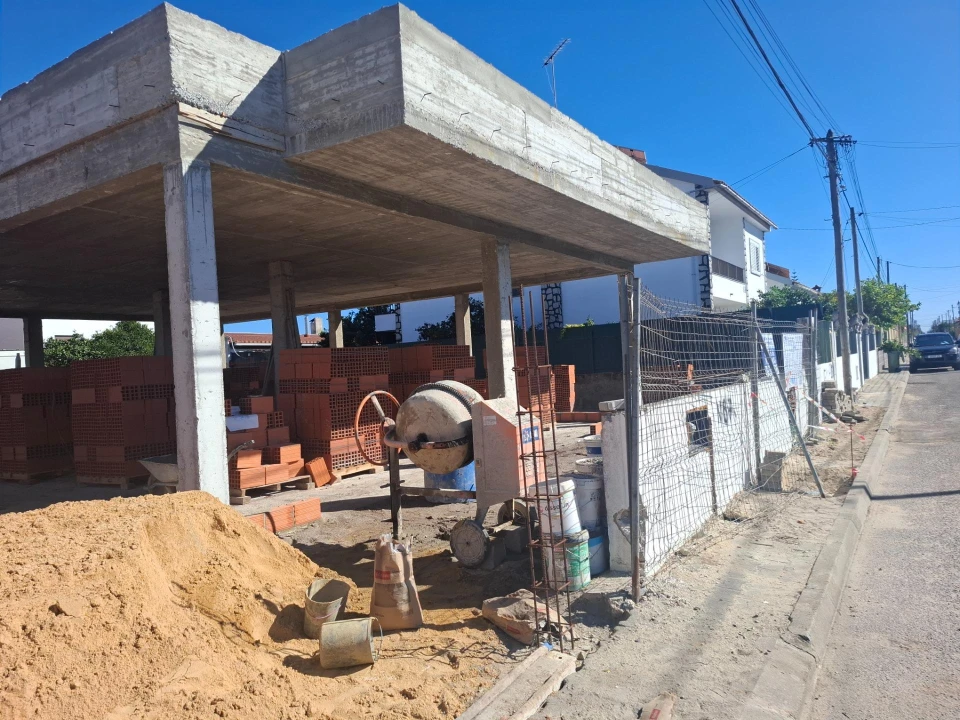 Moradia T3 para Venda em Fernao Ferro Foto 2