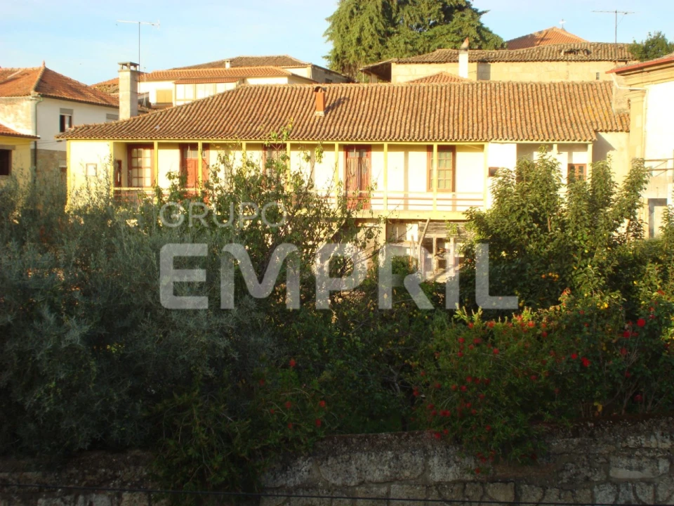 Moradia T6 para Venda em Vila Flor e Nabo Foto 1