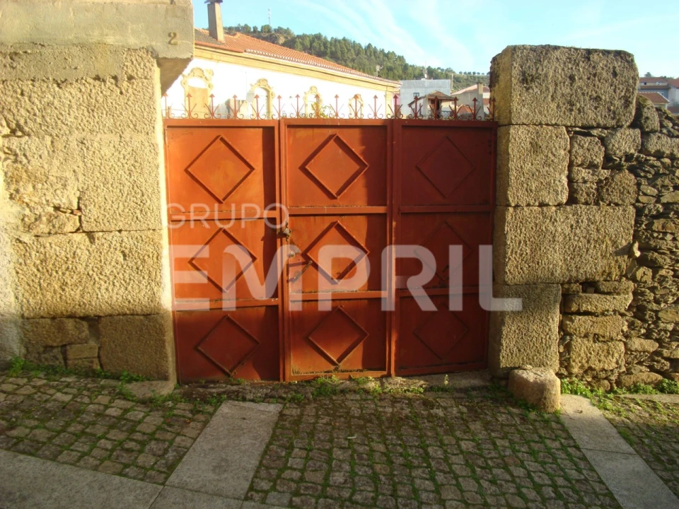 Moradia T6 para Venda em Vila Flor e Nabo Foto 6