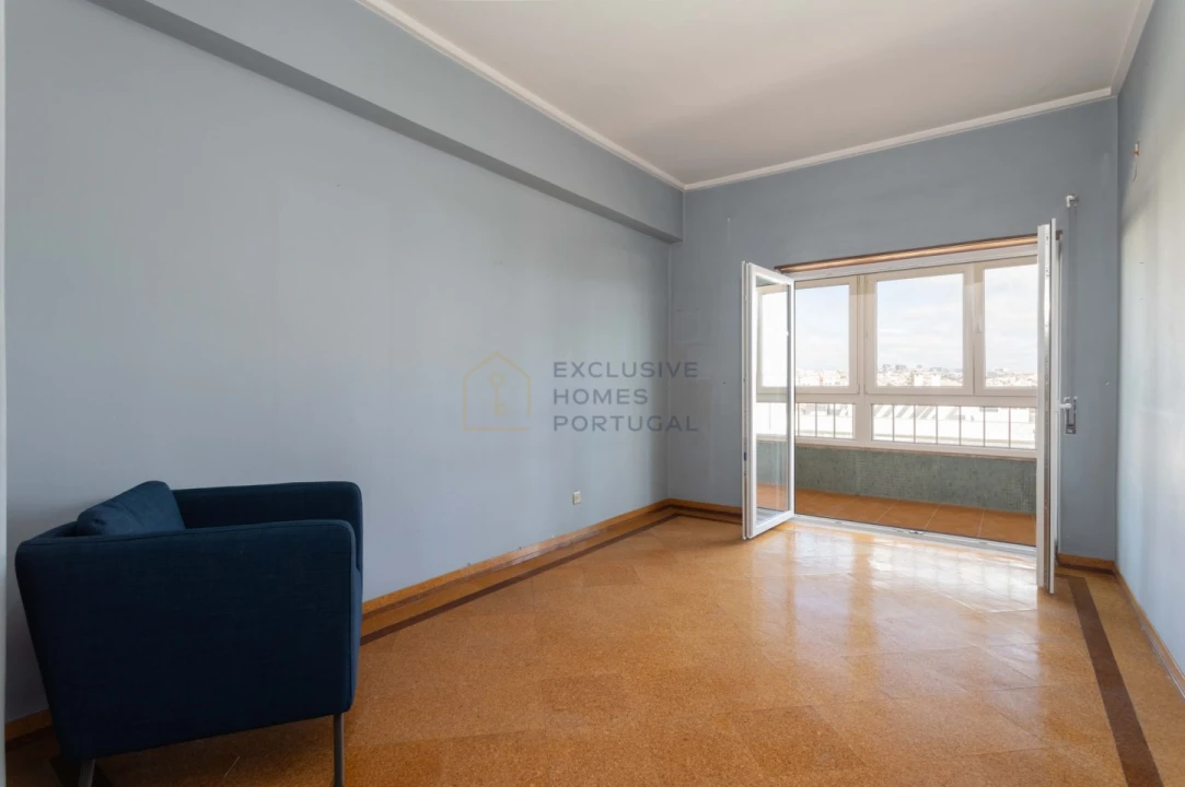 Apartamento T4 para Venda em Almada, Cova da Piedade, Pragal e Cacilhas Foto 24