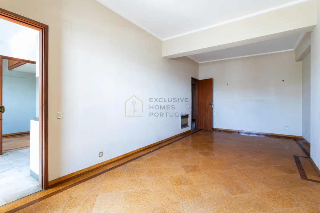 Apartamento T4 para Venda em Almada, Cova da Piedade, Pragal e Cacilhas Foto 13
