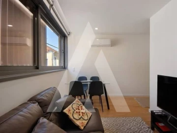 Apartamento T2 para Arrendamento em Glória e Vera Cruz