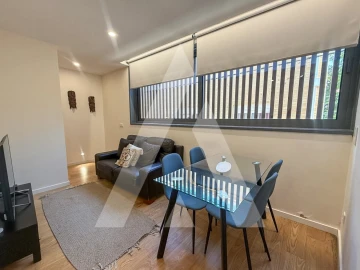 Apartamento T2 para Arrendamento em Glória e Vera Cruz