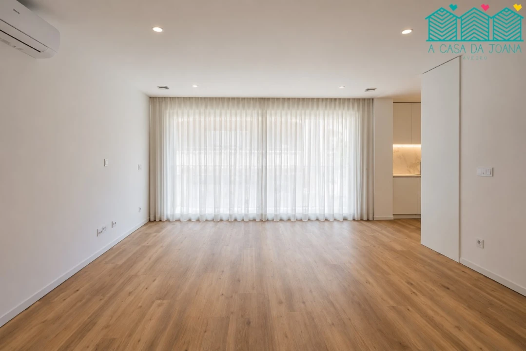 Apartamento T2 para Venda em Glória e Vera Cruz Foto 2
