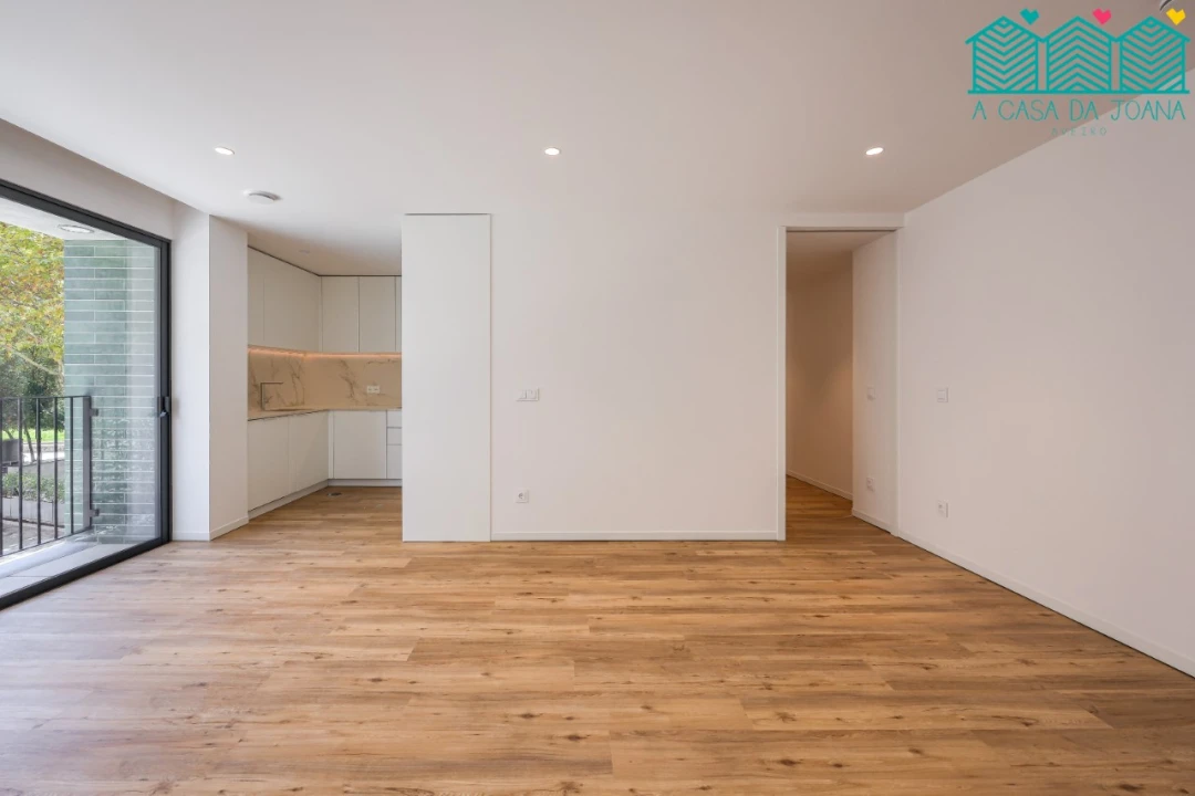 Apartamento T2 para Venda em Glória e Vera Cruz Foto 3