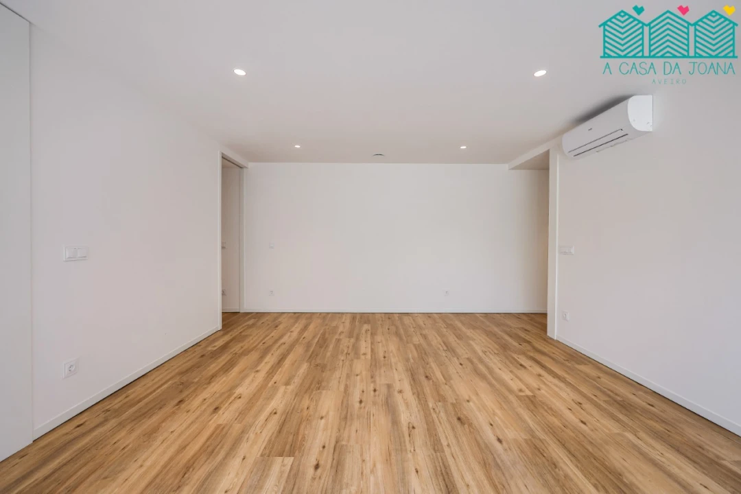 Apartamento T2 para Venda em Glória e Vera Cruz Foto 9