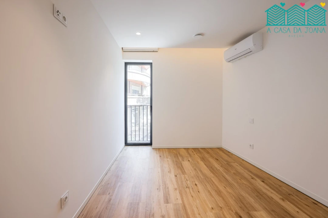 Apartamento T2 para Venda em Glória e Vera Cruz Foto 22
