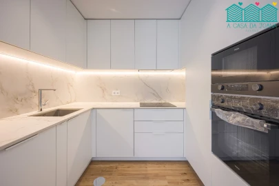 Apartamento T2 para Venda em Glória e Vera Cruz