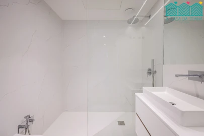 Apartamento T2 para Venda em Glória e Vera Cruz
