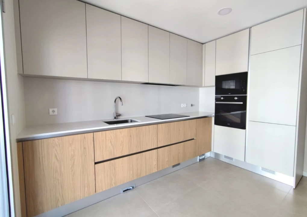 Apartamento T2 para Venda em Tavarede Foto 16