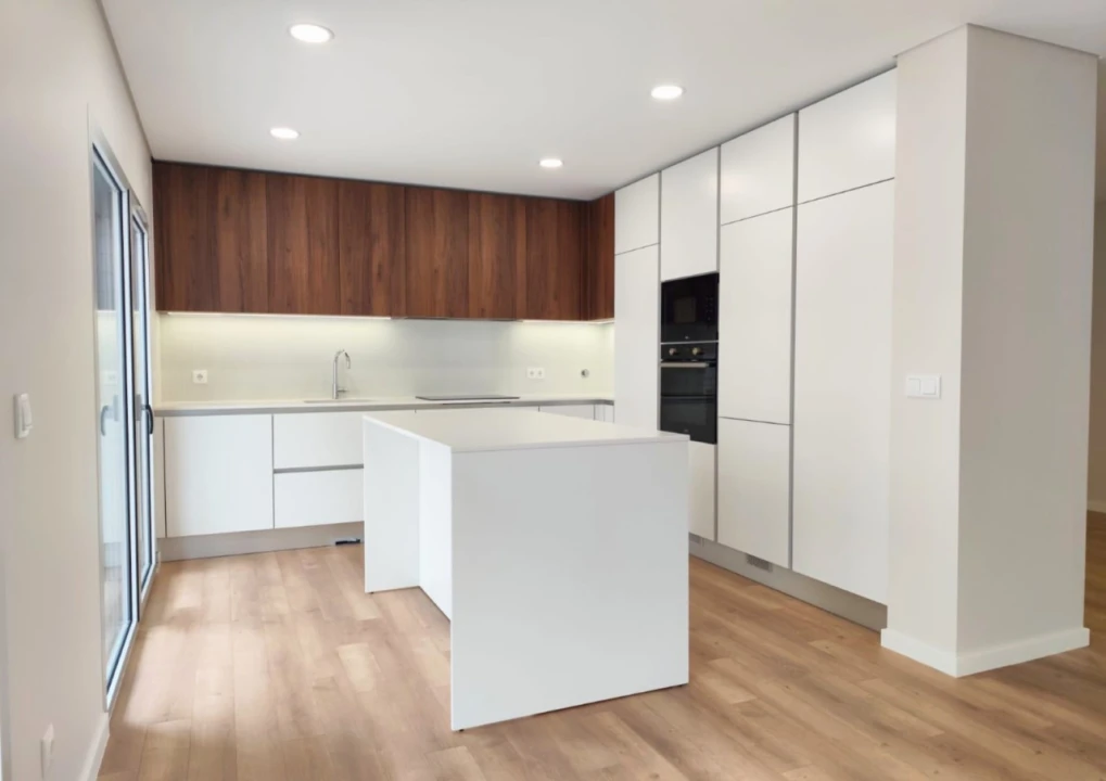 Apartamento T2 para Venda em Tavarede Foto 21