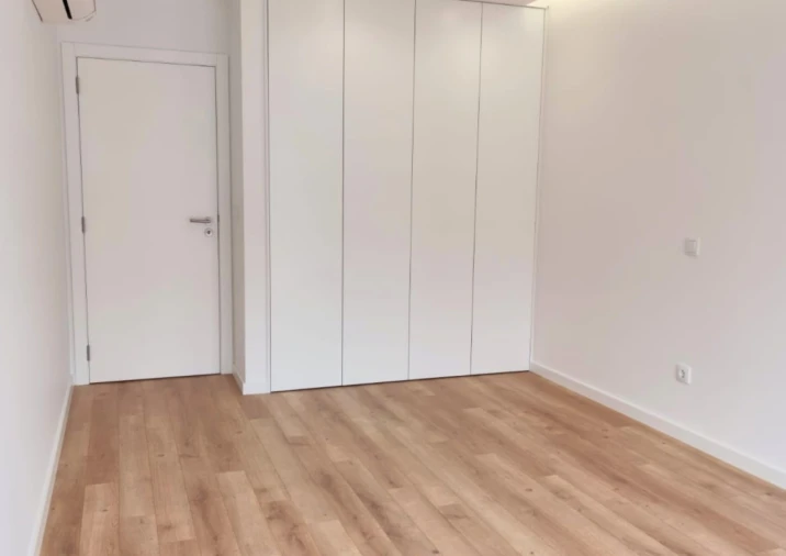 Apartamento T2 para Venda em Tavarede Foto 17