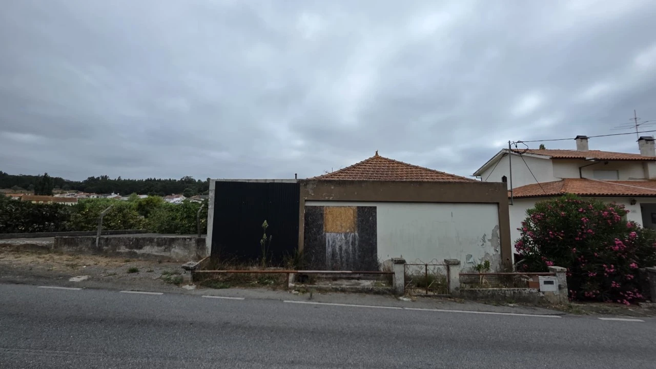 Moradia T2 para Venda em Tavarede Foto 1