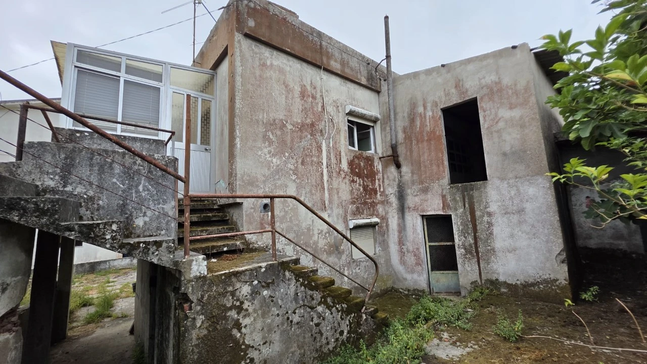 Moradia T2 para Venda em Tavarede Foto 3