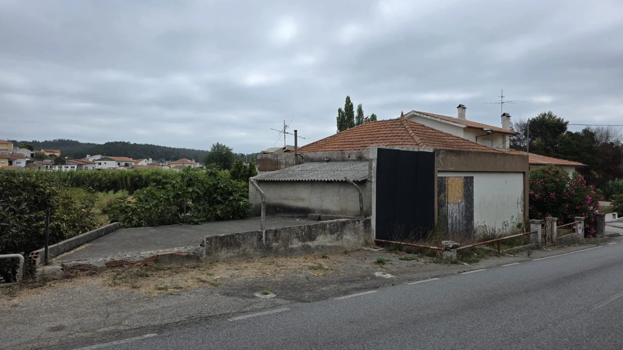 Moradia T2 para Venda em Tavarede Foto 7