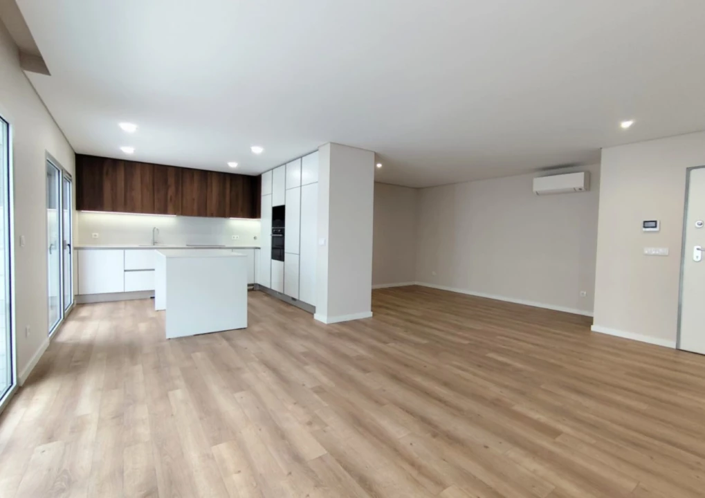 Apartamento T3 para Venda em Tavarede Foto 18