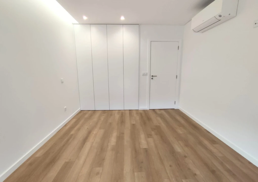 Apartamento T3 para Venda em Tavarede Foto 26