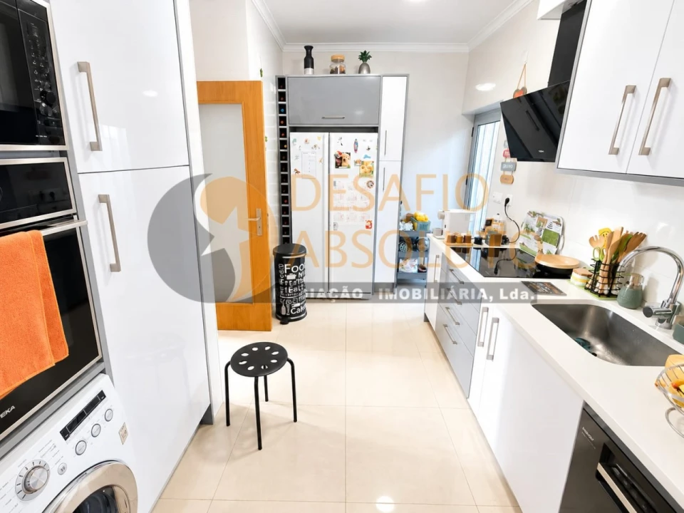Moradia T3 para Venda em Alhos Vedros Foto 12