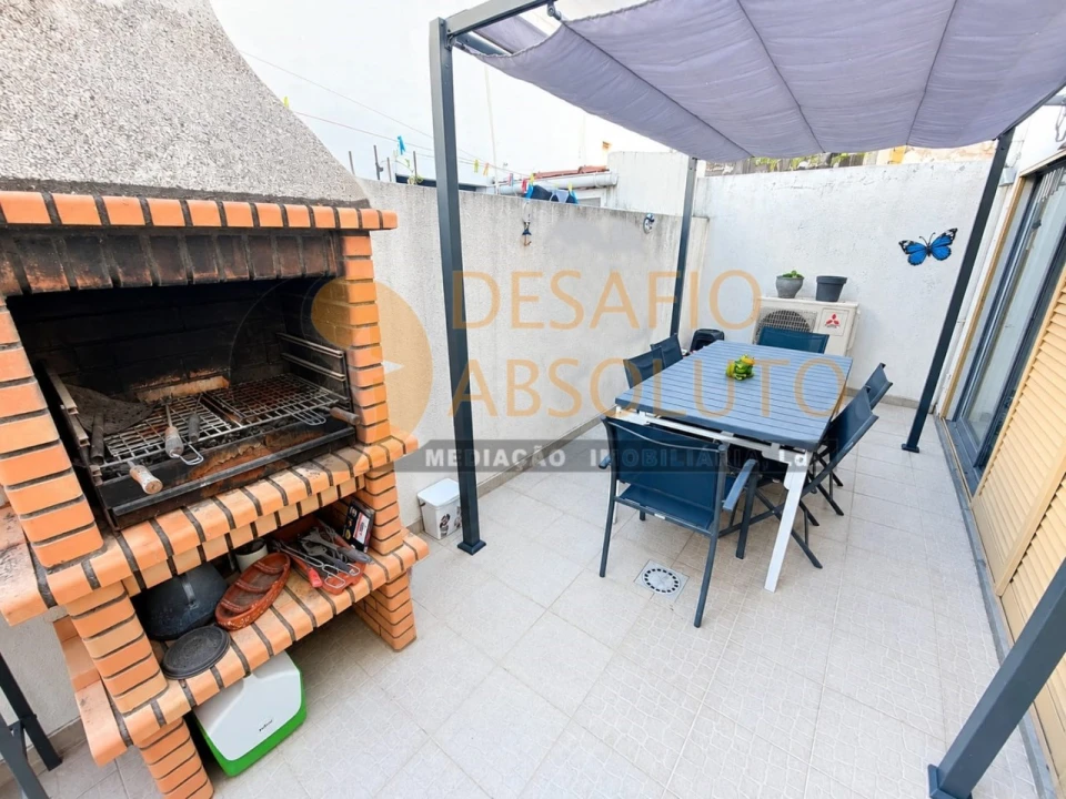 Moradia T3 para Venda em Alhos Vedros Foto 31