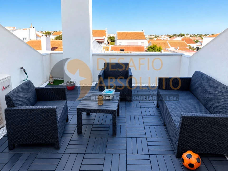 Moradia T3 para Venda em Alhos Vedros Foto 28