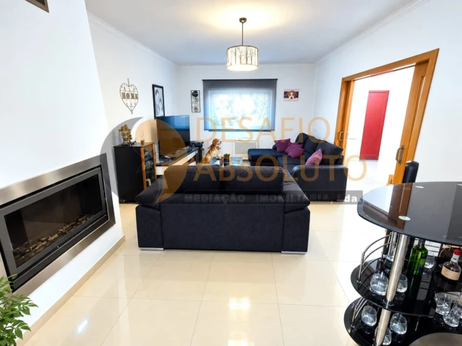 Moradia T3 para Venda em Alhos Vedros Foto 6