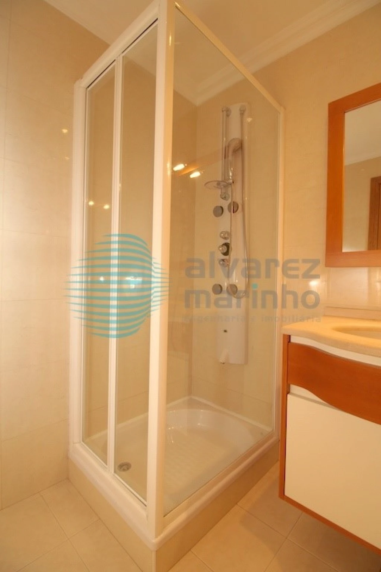 Apartamento T4 para Venda em Parque das Nações Foto 22