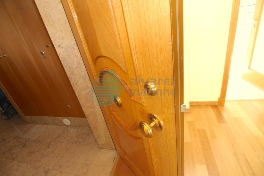 Apartamento T4 para Venda em Parque das Nações Foto 41