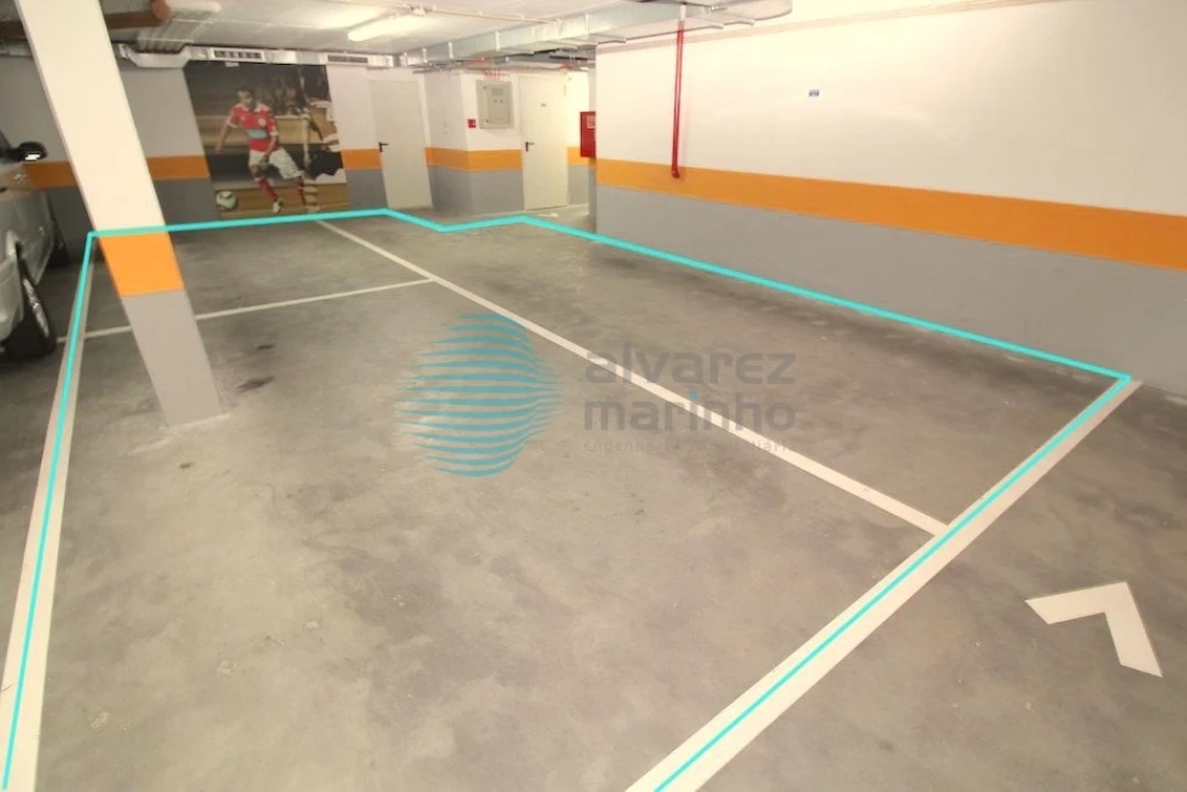 Apartamento T4 para Venda em Parque das Nações Foto 47