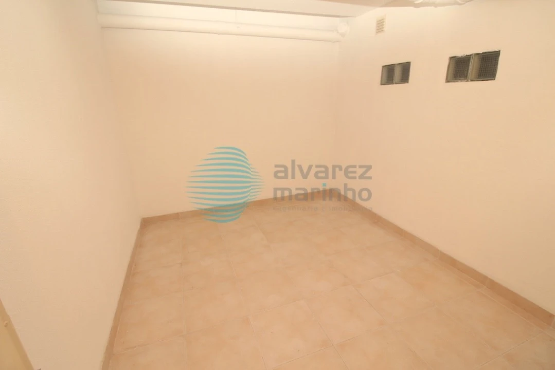 Apartamento T4 para Venda em Parque das Nações Foto 48