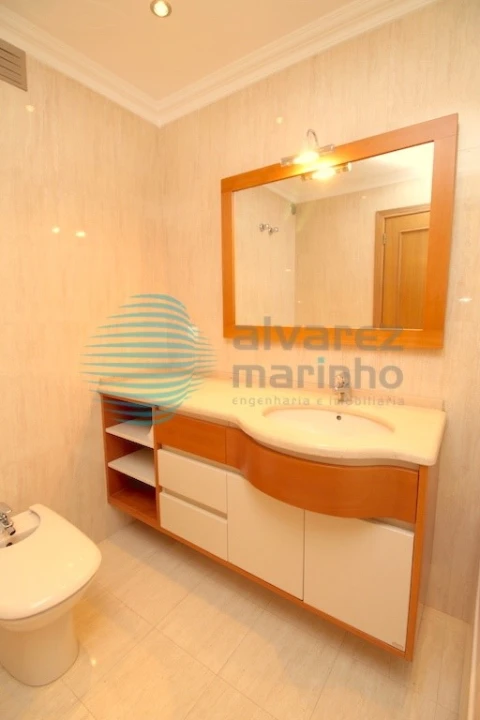 Apartamento T4 para Venda em Parque das Nações