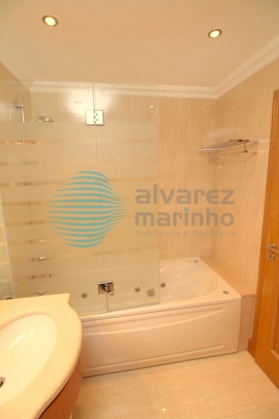 Apartamento T4 para Venda em Parque das Nações Foto 28