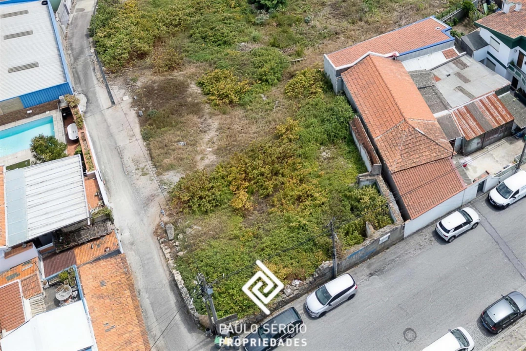 Terreno para Venda em Mafamude e Vilar do Paraíso Foto 2