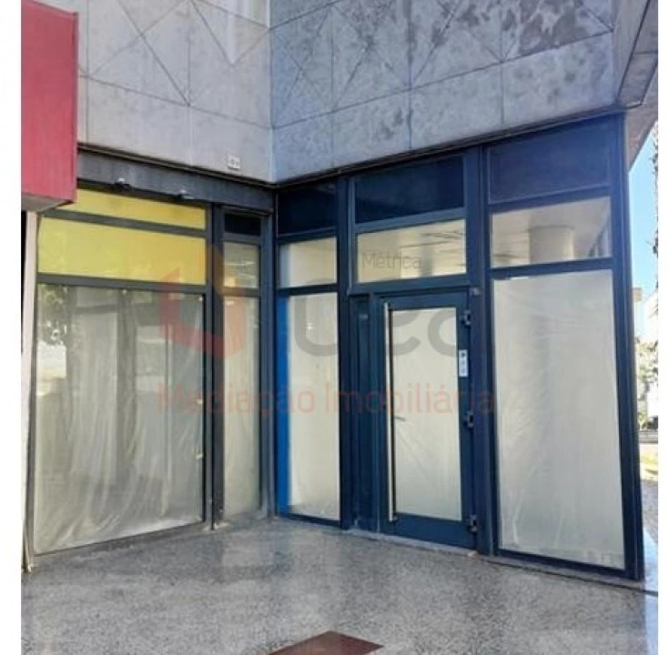 Loja para Venda em Ramada e Caneças Foto 2