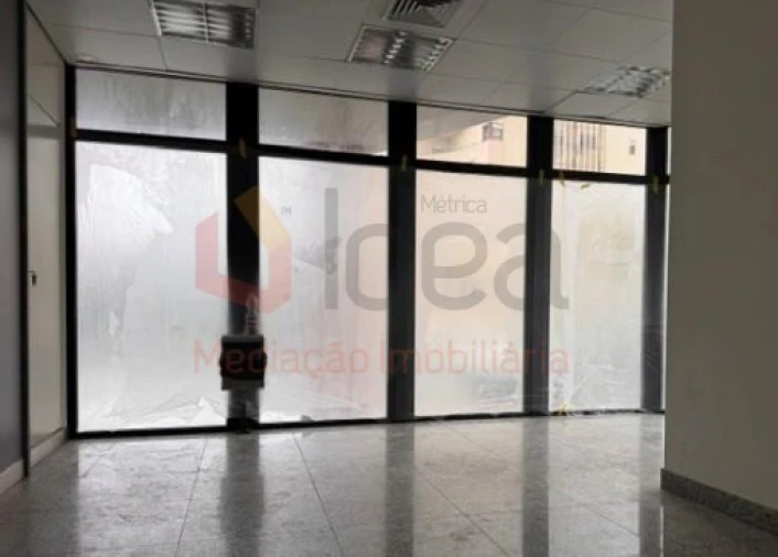 Loja para Venda em Ramada e Caneças Foto 3
