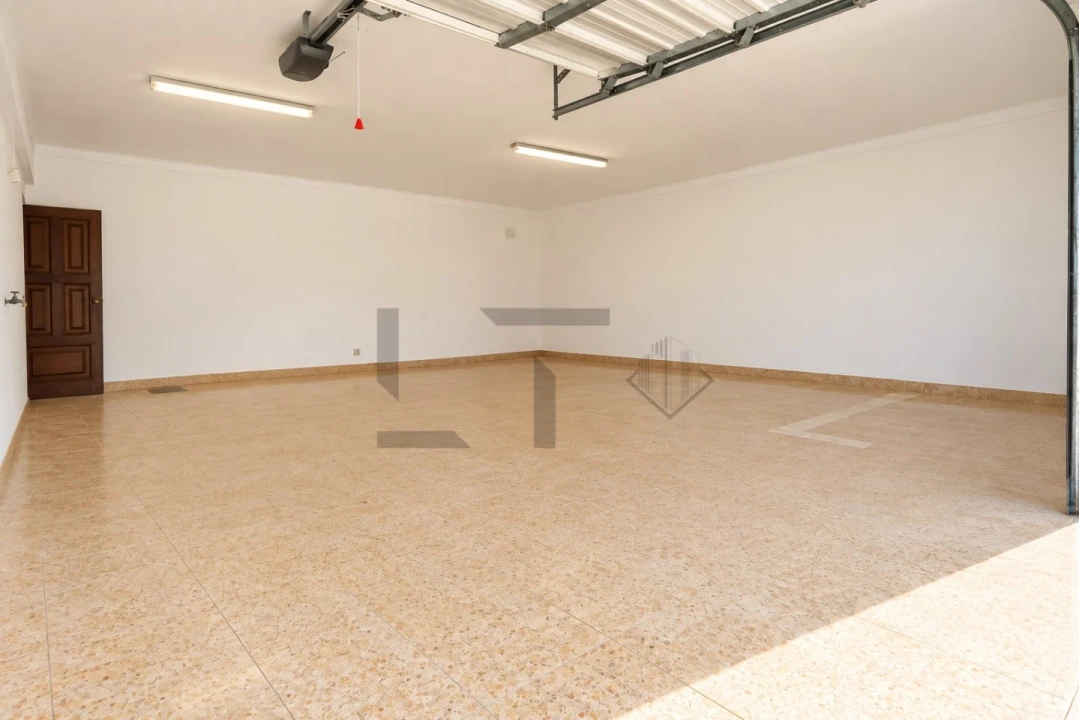 Moradia T4 para Venda em Mafra Foto 55