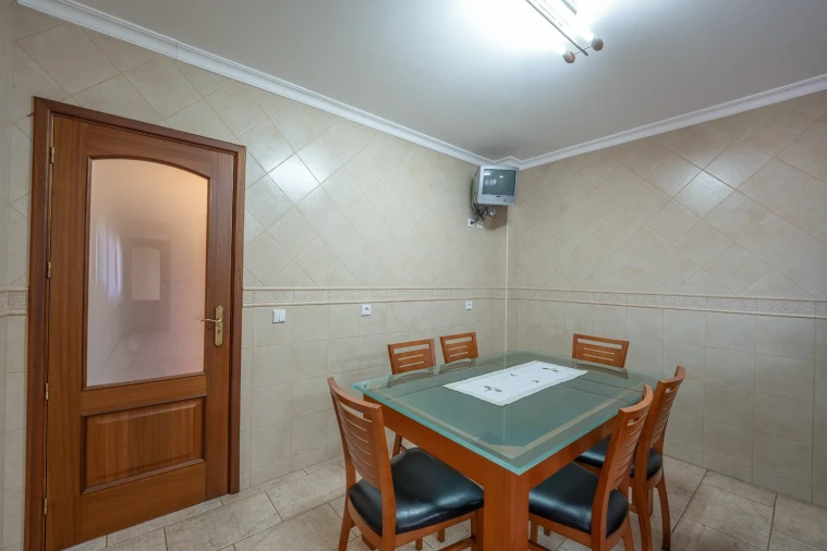 Moradia T6 para Venda em Freamunde Foto 8