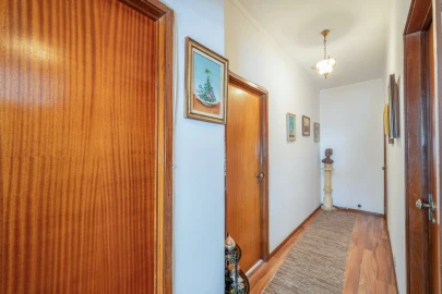 Apartamento T4 para Venda em Santa Marinha e São Pedro da Afurada